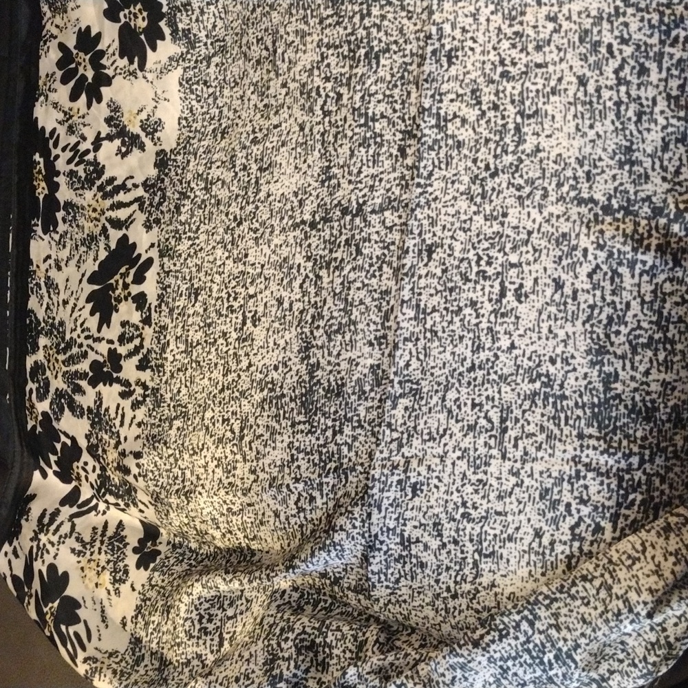 Vintage Scarf - Picture 4 of 5